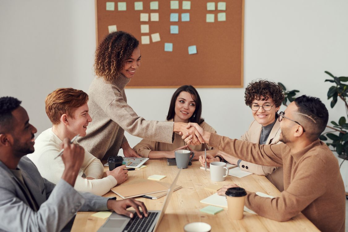 The Complete Guide to Customer Advocacy Programs in 2026